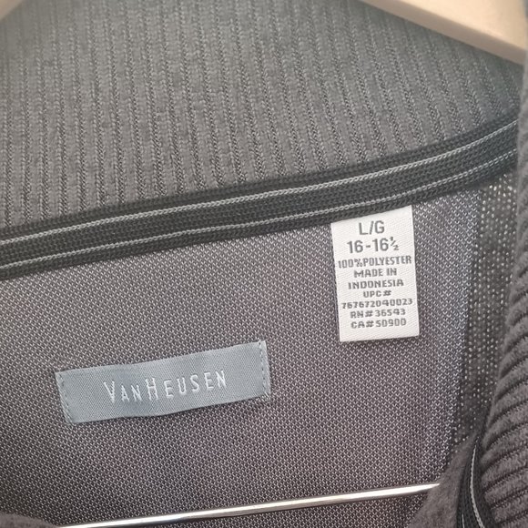 New Van Heusen Sweater - Picture 3 of 5